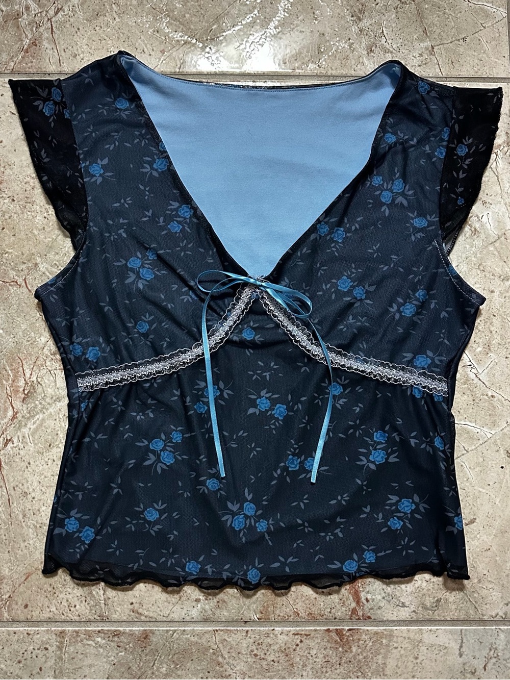 ROMWE Black and Blue Floral Lace-Trim Camisole